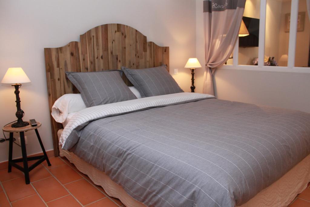 La Bastide Des Senteurs Hotell Peymeinade Rum bild