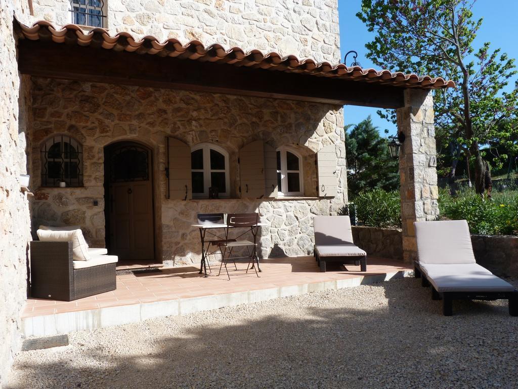 La Bastide Des Senteurs Hotell Peymeinade Rum bild