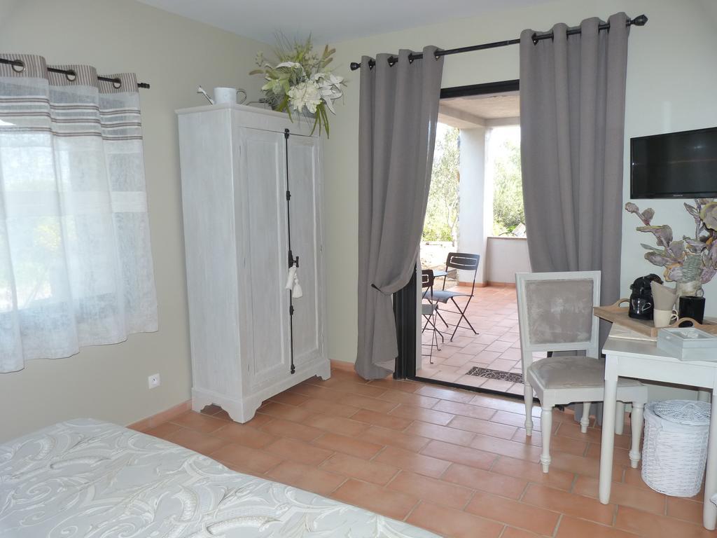 La Bastide Des Senteurs Hotell Peymeinade Rum bild